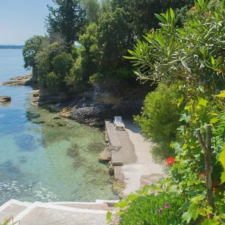 Гостевой дом Elena Agios Nikolaos (Corfu)