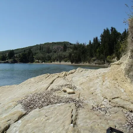 Elena Pensionat Agios Nikolaos (Corfu)