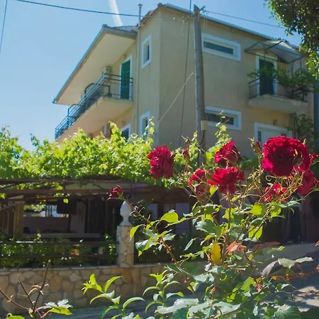 Elena Agios Nikolaos (Corfu)